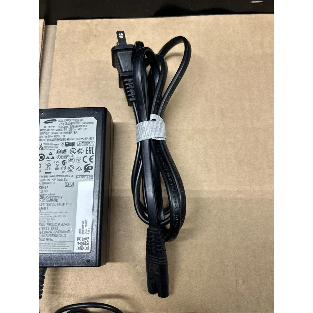 AC DC Adapter for Samsung A4819-FDY Power Supply 20V 4A Power Supply